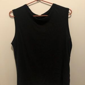 Everlane sleeveless muscle tank